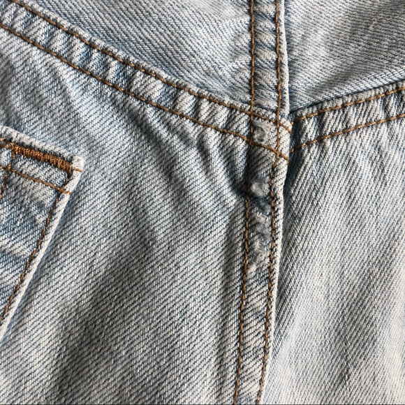 Levi’s 501 Shorts - Picture 6 of 6